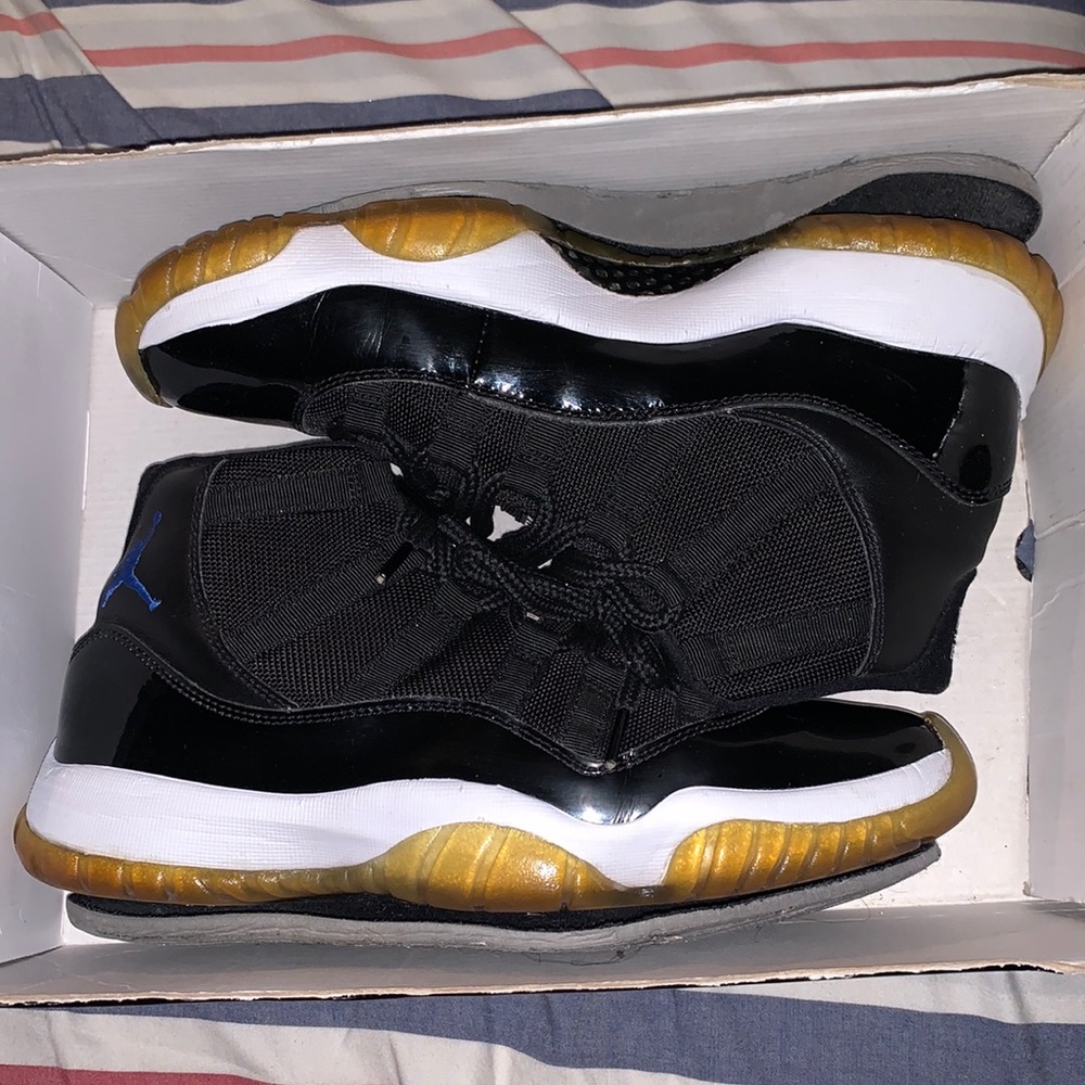 Jordan 11 Space Jams “2009”